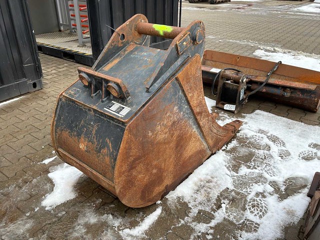 2018 caterpillar graafbak - afbeelding 3 van  5