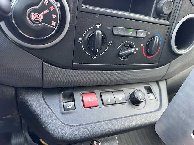 2018 citroen berlingo 1.6 bluehdi 100 clxl automaat v-115-lf - afbeelding 18 van  30