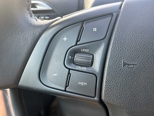 2018 citroen c4 spacetourer 1.2 puretech feel personenauto - afbeelding 9 van  36