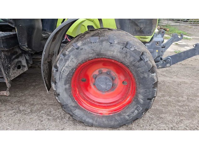 2018 claas - arion 530 - vierwielaangedreven landbouwtractor - afbeelding 14 van  28