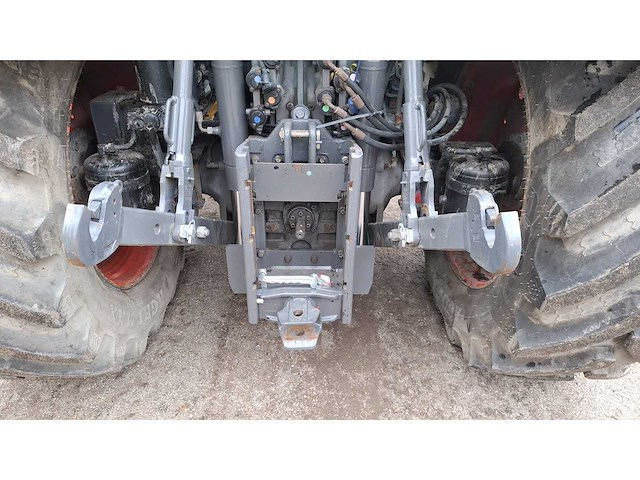 2018 claas - arion 530 - vierwielaangedreven landbouwtractor - afbeelding 1 van  2