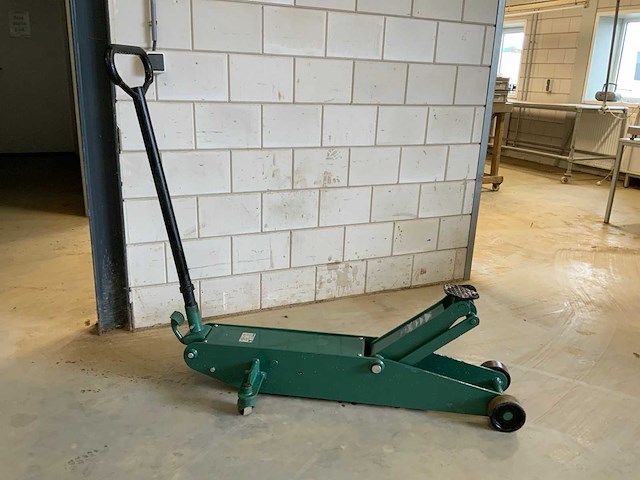 2018 compac 4t-c-g4 4000kg werkplaatskrik - afbeelding 1 van  9