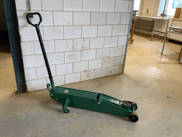 2018 compac 4t-c-g4 4000kg werkplaatskrik - afbeelding 2 van  9