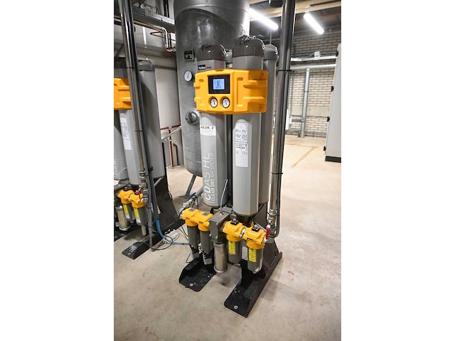 2018 compair / geveke d22hrs-10a-v3 olievrije schroefcompressor inclusief parker cdas hl clean dry air system en magnet luchttank - afbeelding 3 van  20