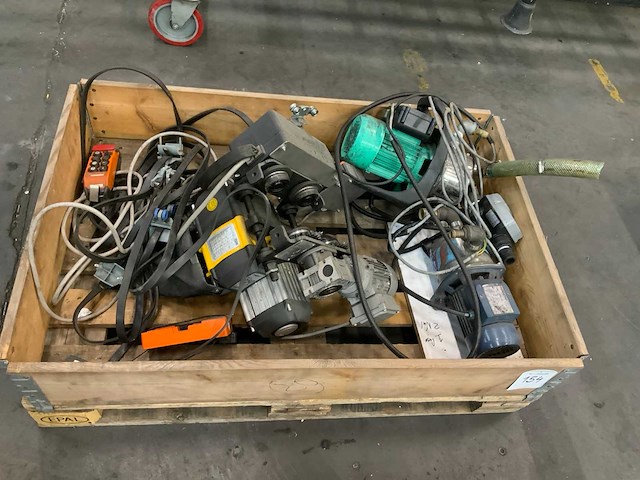 2018 cpv 2-8 vte ne elektrische kettingtakel en diverse - afbeelding 1 van  4