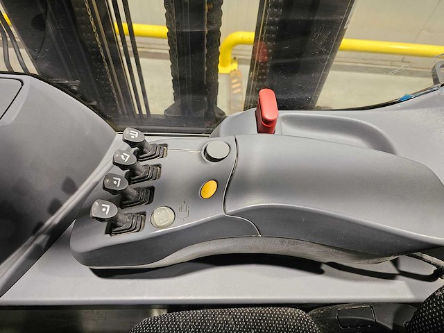 2018 crown esr 5240-14 reachtruck - afbeelding 16 van  21