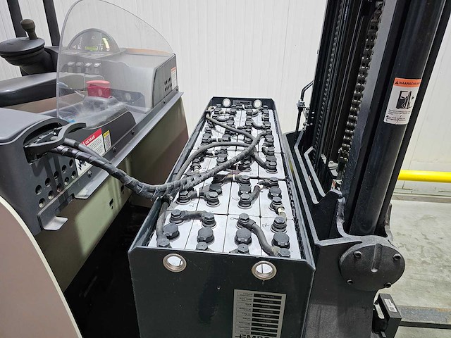 2018 crown esr 5240-14 reachtruck - afbeelding 9 van  21