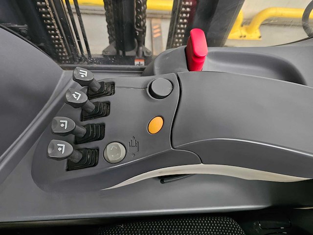 2018 crown esr 5240-14 reachtruck - afbeelding 17 van  25