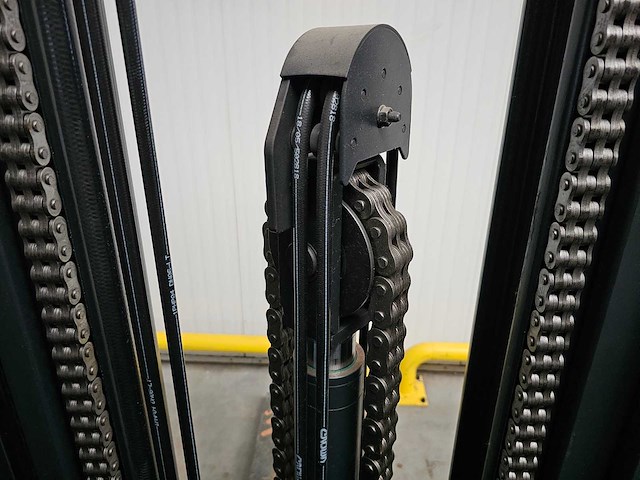 2018 crown esr 5240-14 reachtruck - afbeelding 10 van  24