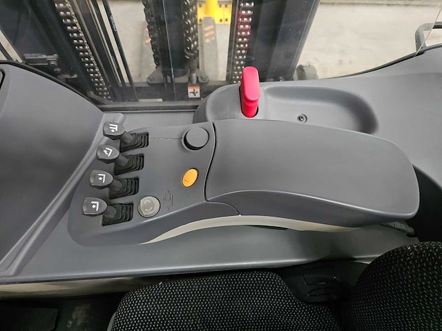 2018 crown esr 5240-14 reachtruck - afbeelding 19 van  24