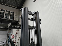2018 crown esr 5240-14 reachtruck - afbeelding 9 van  24