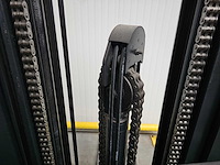 2018 crown esr 5240-14 reachtruck - afbeelding 11 van  26