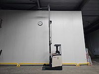 2018 crown esr 5240-14 reachtruck - afbeelding 23 van  26