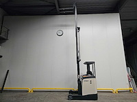 2018 crown esr 5240-14 reachtruck - afbeelding 24 van  27