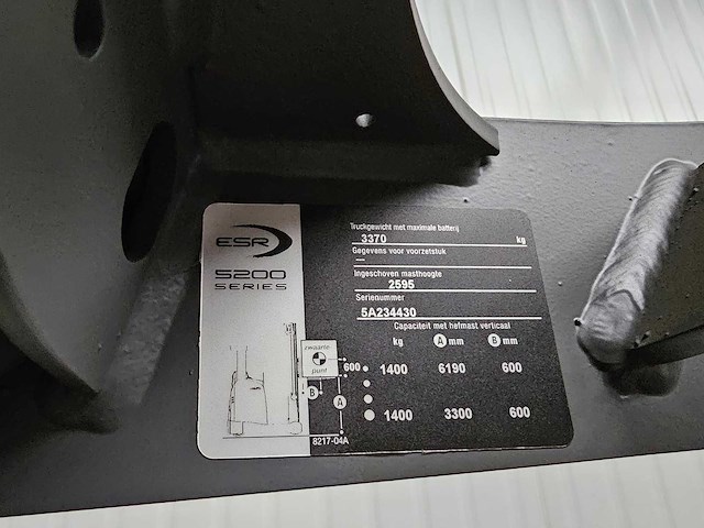 2018 crown esr 5240-14 reachtruck - afbeelding 25 van  27