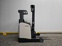2018 crown esr 5240-14 reachtruck - afbeelding 6 van  27