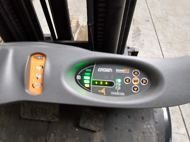 2018 crown sct6010-1.3 vorkheftruck - afbeelding 13 van  23