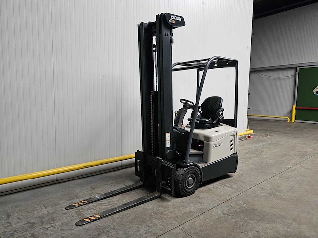 2018 crown sct6010-1.3 vorkheftruck - afbeelding 1 van  27