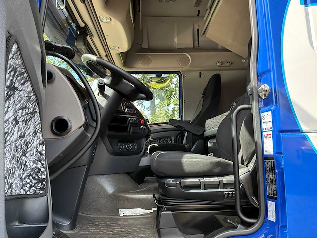 2018 daf xf 530 ft opleggertrekker (65-brr-7) - afbeelding 2 van  23