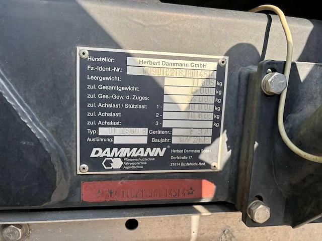 2018 dammann dt2800 zelfrijdende veldspuit met dtp7033 – 7.000 liter – 33 meter - afbeelding 41 van  46