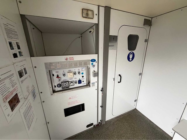 2018 deconta deco-roll decontaminatiewagen - afbeelding 5 van  18