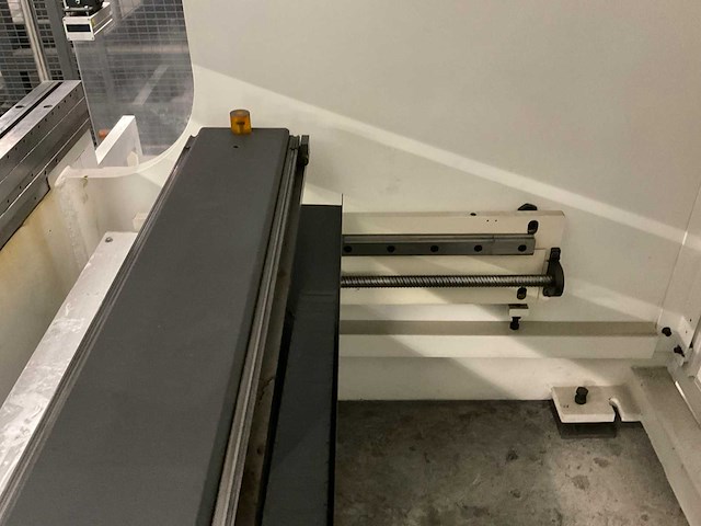 2018 deratech ultima ubm 100/3200 cnc-kantbank - afbeelding 18 van  22