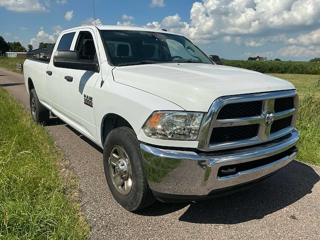2018 dodge ram 350 3500st heavy duty hemi 6.4l personenauto - afbeelding 41 van  45