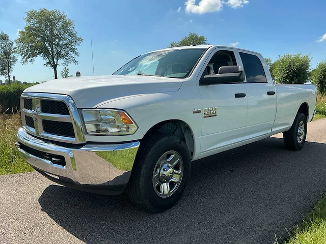 2018 dodge ram 350 3500st heavy duty hemi 6.4l personenauto - afbeelding 1 van  47
