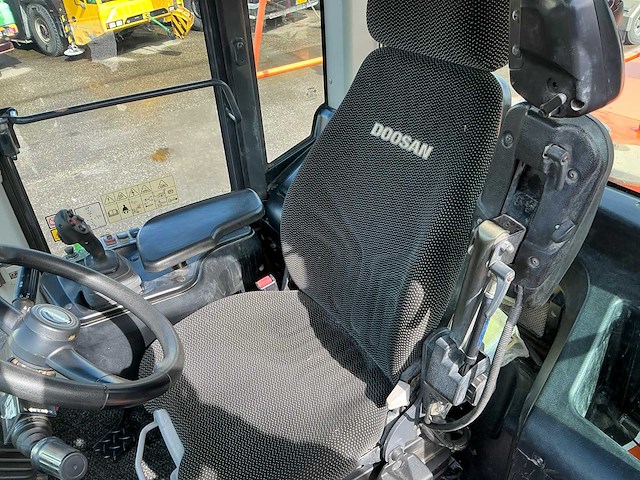 2018 doosan dl450-5 shovel - afbeelding 16 van  18