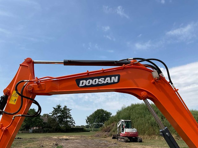 2018 doosan dx55-9c midigraafmachine - afbeelding 2 van  21