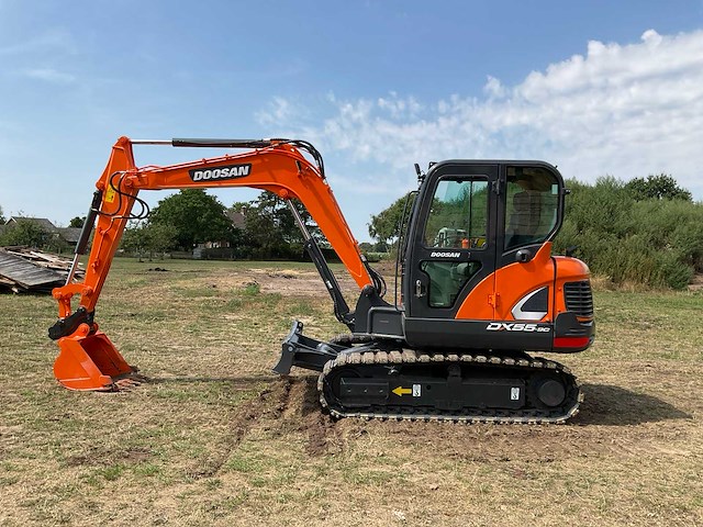 2018 doosan dx55-9c midigraafmachine - afbeelding 9 van  21