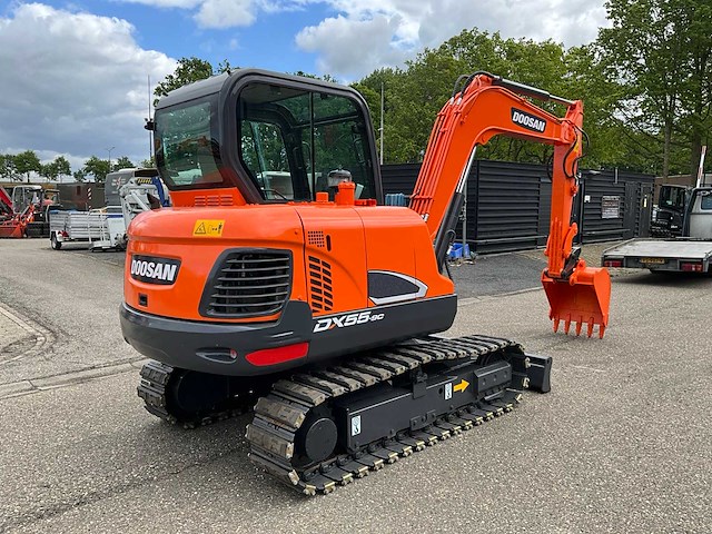 2018 doosan dx55-9c midigraafmachine - afbeelding 28 van  32