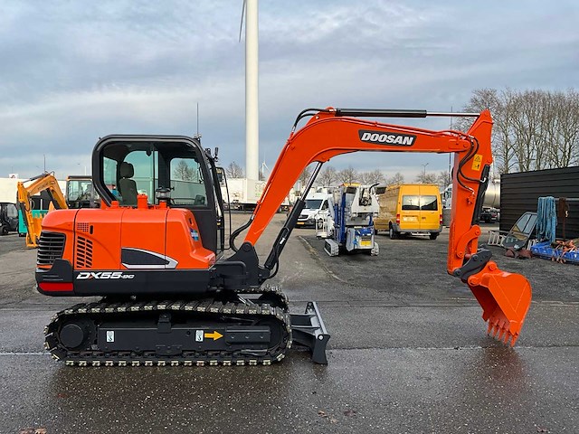 2018 doosan dx55-9c midigraafmachine - afbeelding 28 van  31