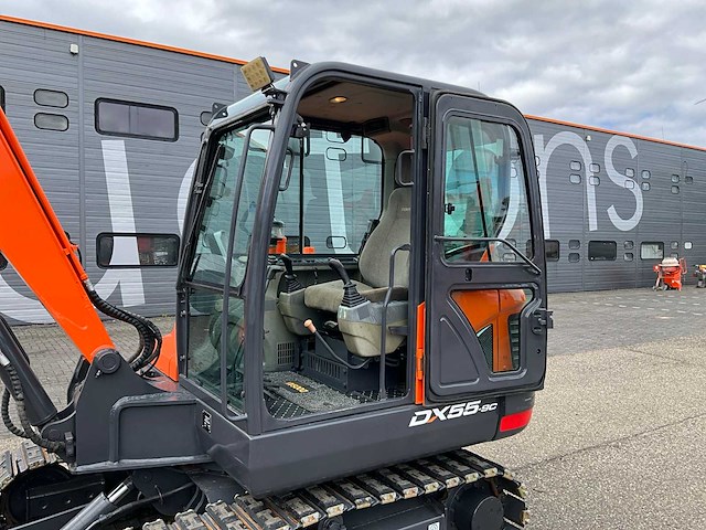 2018 doosan dx55-9c midigraafmachine - afbeelding 13 van  32