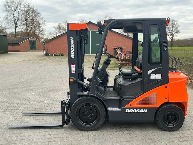 2018 doosan g25n-7 vorkheftruck - afbeelding 4 van  29
