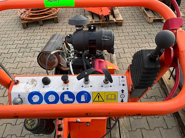 2018 dosko 691sp-20 he boomstronkhakselaar - afbeelding 12 van  15