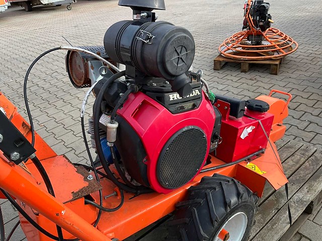 2018 dosko 691sp-20 he boomstronkhakselaar - afbeelding 14 van  15