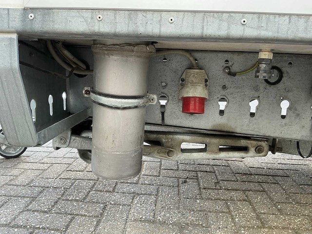 2018 easywagen 660 douchewagen met 3 doucheruimtes - afbeelding 23 van  62