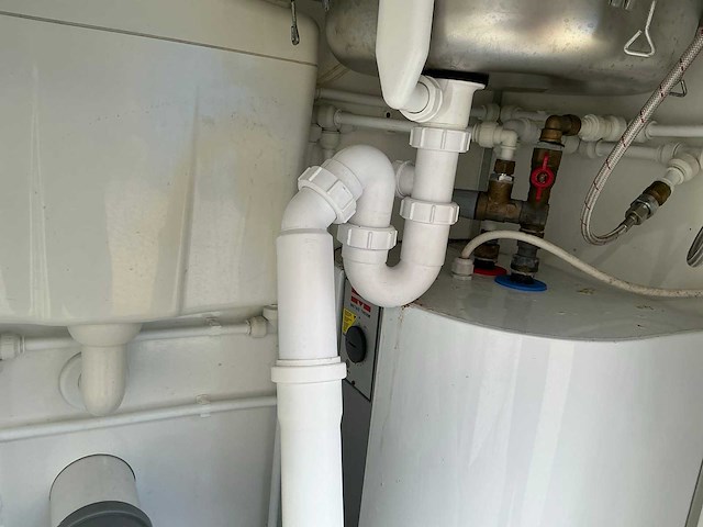 2018 easywagen 660 douchewagen met 3 doucheruimtes - afbeelding 60 van  62