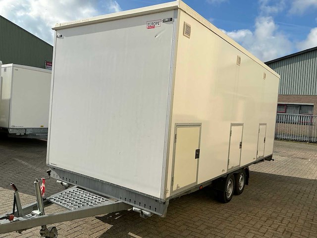 2018 easywagen 660 douchewagen met 3 doucheruimtes - afbeelding 8 van  62