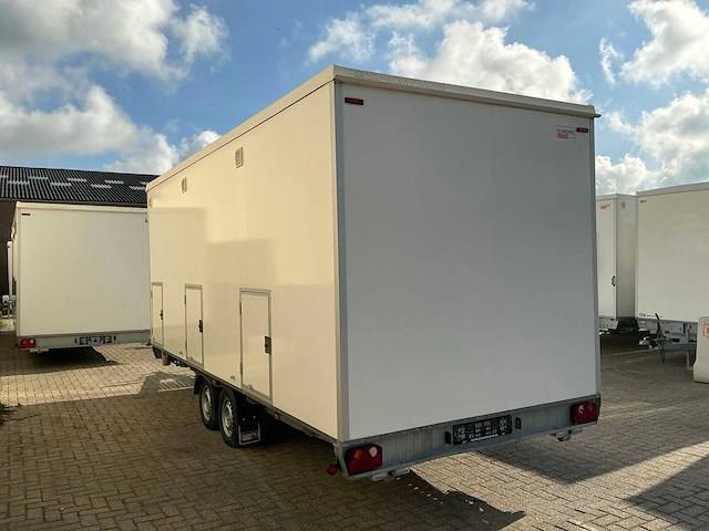 2018 easywagen 660 douchewagen met 3 doucheruimtes - afbeelding 56 van  62