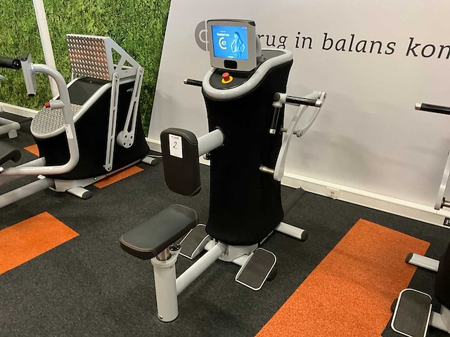 2018 egym seated row - afbeelding 1 van  6