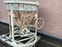 2018 eichinger 1000l betonkubel - afbeelding 2 van  4