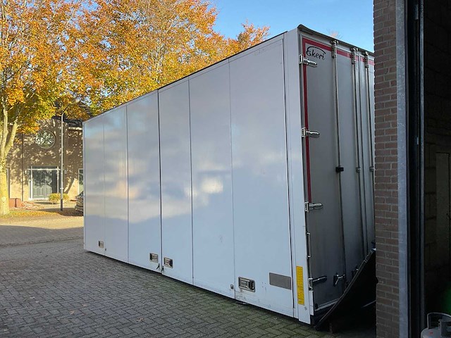 2018 ekeri va laadbak met verwarming - afbeelding 1 van  5
