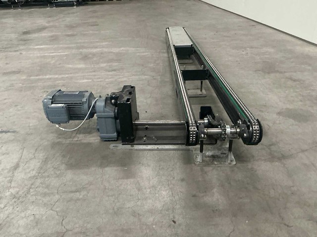 2018 elektrisch aangedreven kettingtransporteur - afbeelding 5 van  8