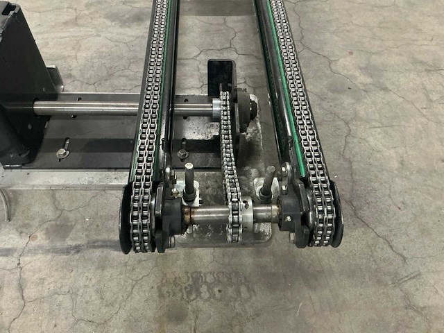 2018 elektrisch aangedreven kettingtransporteur - afbeelding 6 van  8