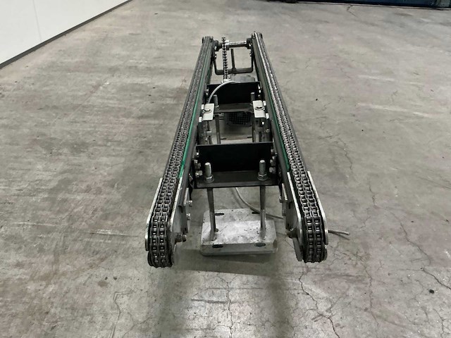 2018 elektrisch aangedreven kettingtransporteur - afbeelding 2 van  8