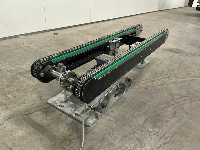 2018 elektrisch aangedreven kettingtransporteur - afbeelding 1 van  8