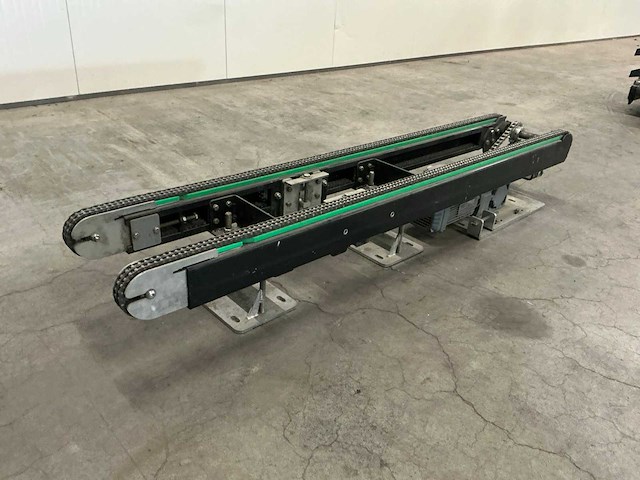 2018 elektrisch aangedreven kettingtransporteur - afbeelding 1 van  6