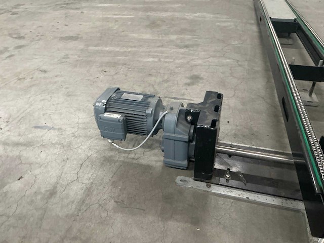2018 elektrisch aangedreven kettingtransporteur - afbeelding 8 van  8